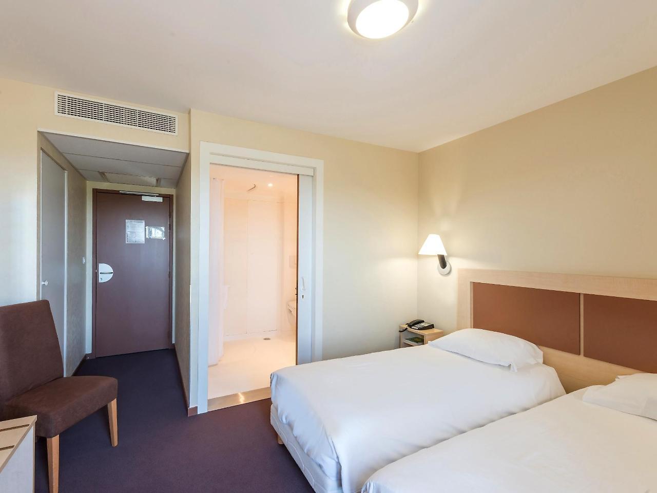 Cit'Hotel Talencia ธูอาร์ ภายนอก รูปภาพ
